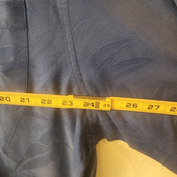 Tommy Bahama Floral Hawaiian 100% Silk Navy Blue Shirt Mens XXL - Picture 8 of 9